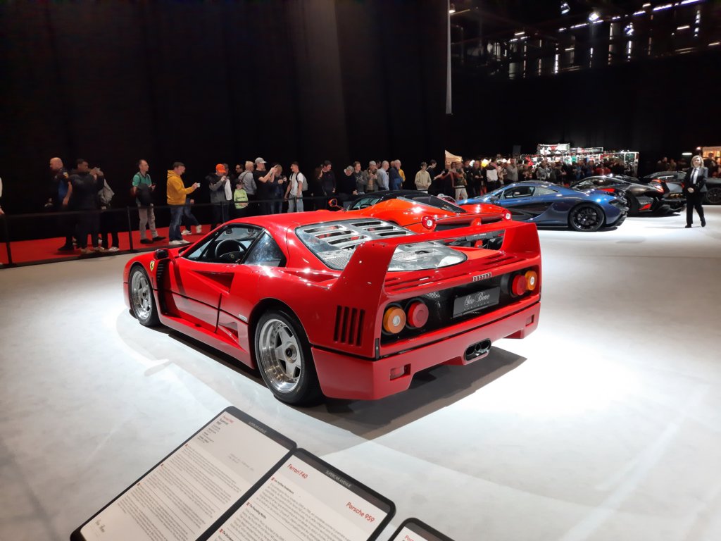 ferrarif4019879.jpg