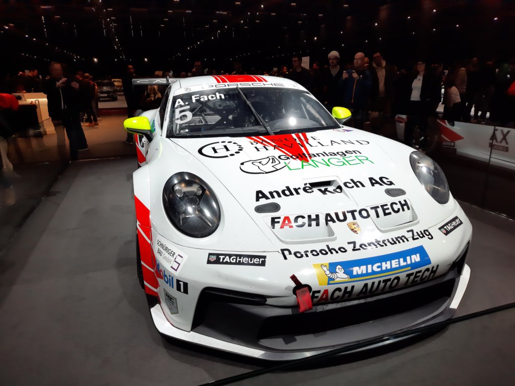 porsche911gt3cup3.jpg