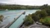 dsc01032_small.jpg