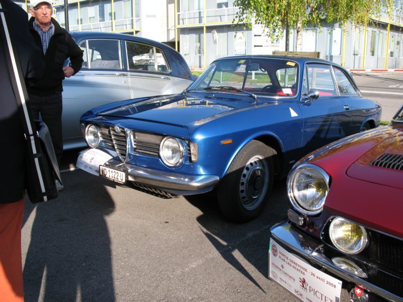 alfaromeogiuliasprintgtvelocevd1122u2.jpg