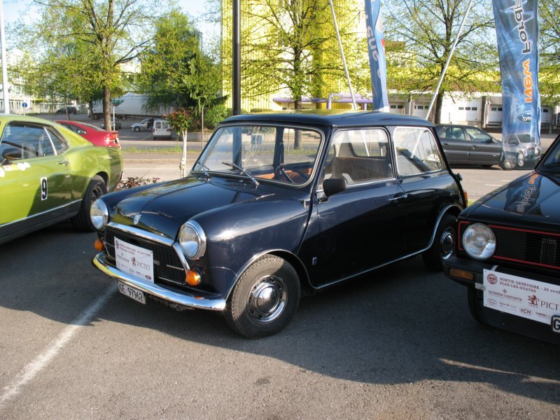 mini1000automaticge979622.jpg