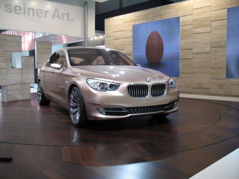 bmwconcept5seriesgranturismo16.jpg