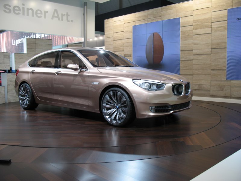 bmwconcept5seriesgranturismo2.jpg