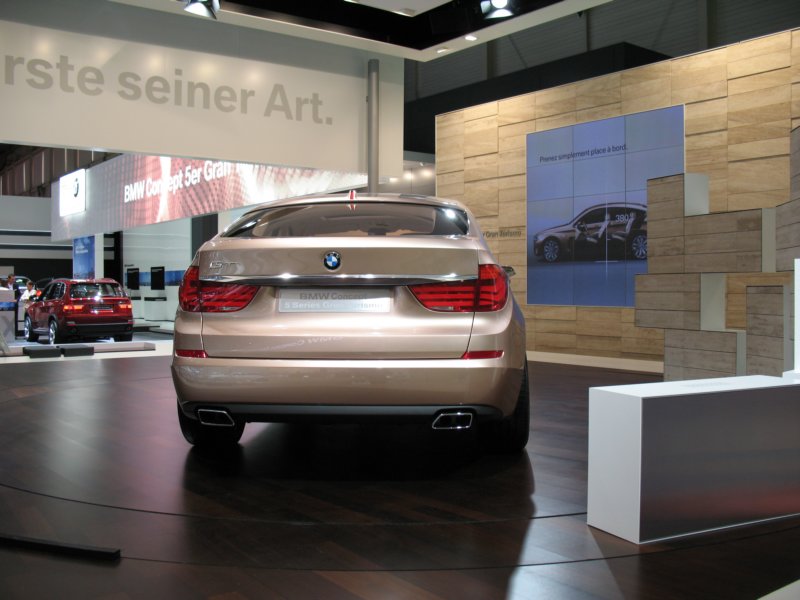 bmwconcept5seriesgranturismo55.jpg