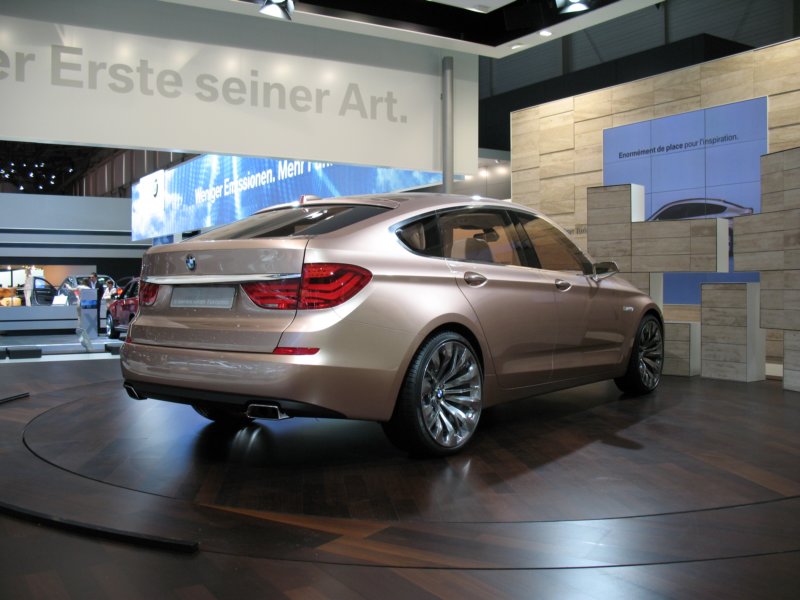 bmwconcept5seriesgranturismo67.jpg
