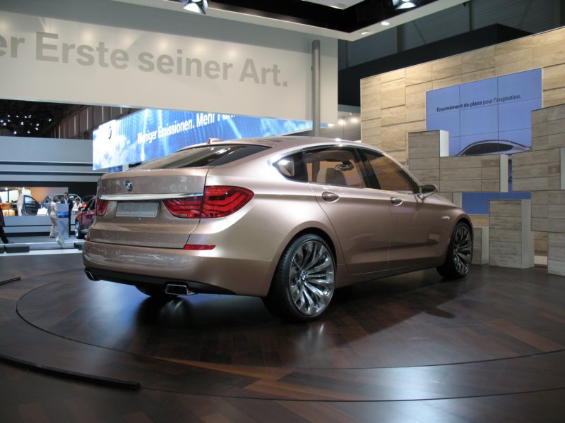 bmwconcept5seriesgranturismo68.jpg