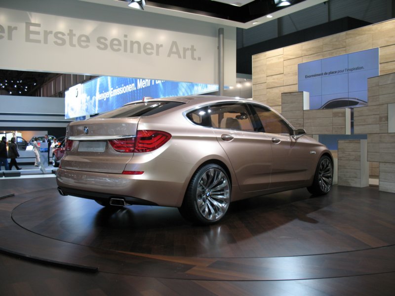 bmwconcept5seriesgranturismo69.jpg