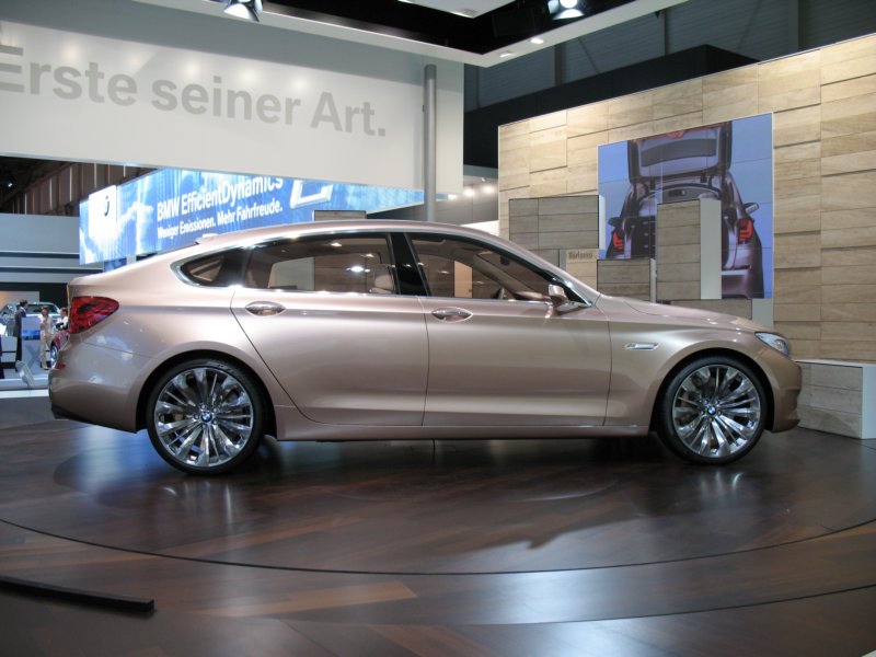 bmwconcept5seriesgranturismo75.jpg