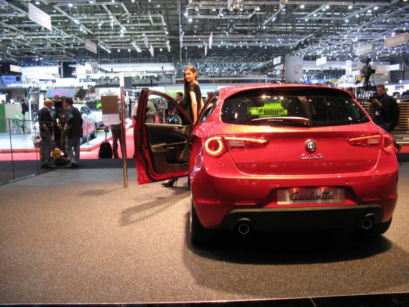 alfaromeogiulietta40.jpg