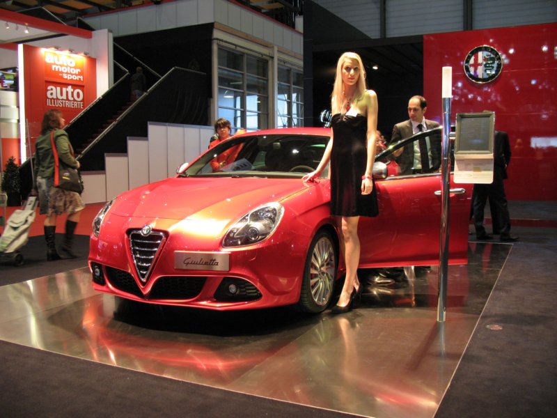 alfaromeogiulietta57.jpg