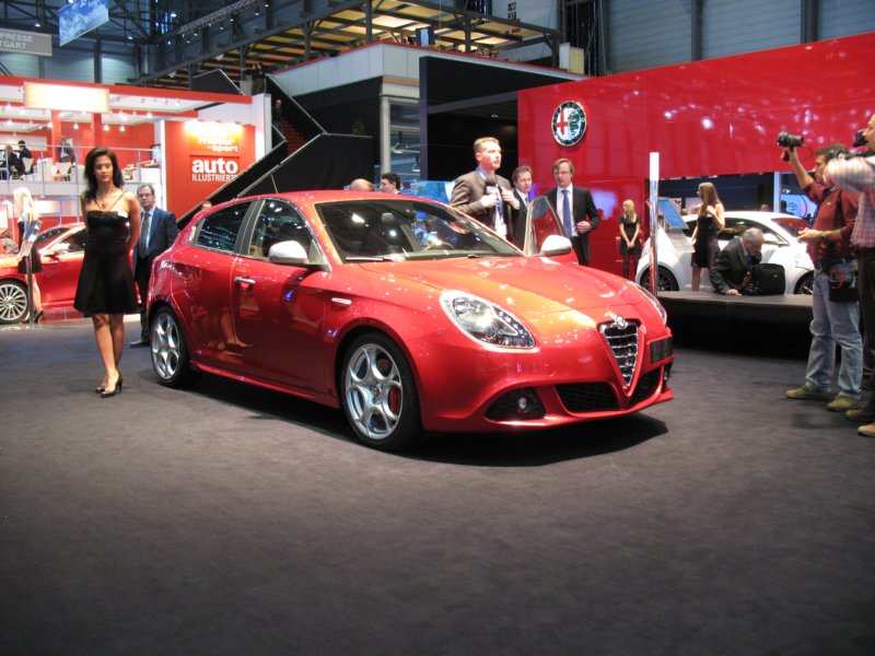 alfaromeogiulietta64.jpg