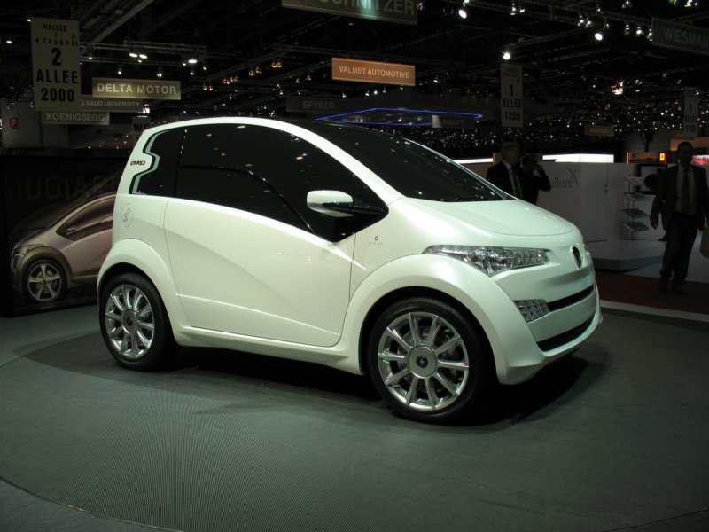 italdesigngiugiaroproton11.jpg