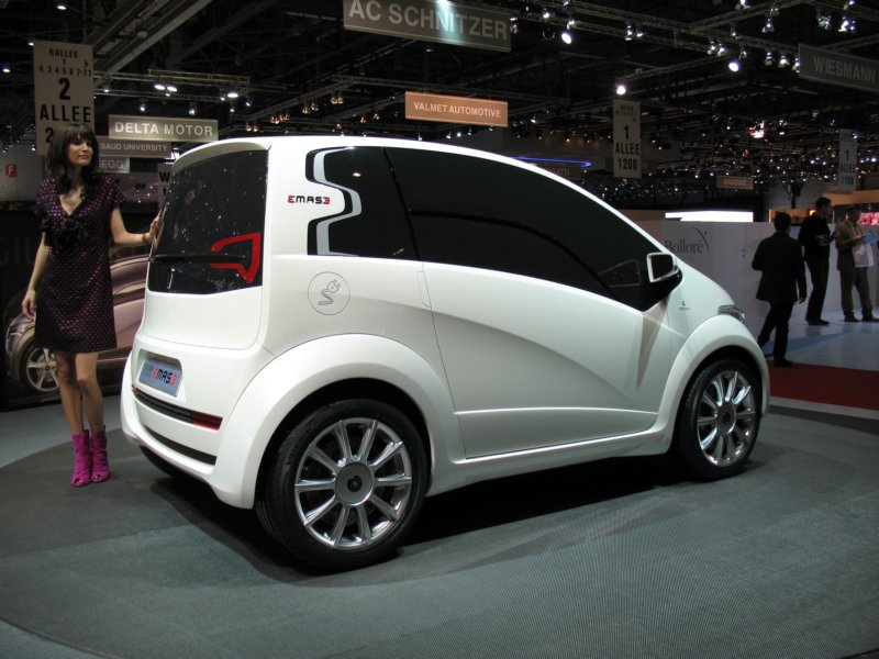 italdesigngiugiaroproton6.jpg