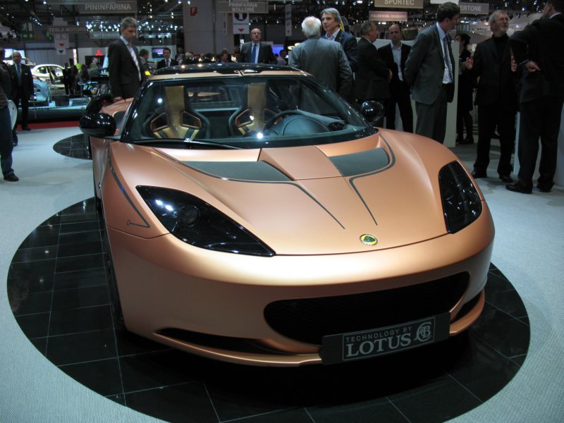 lotus414ehybrid7.jpg