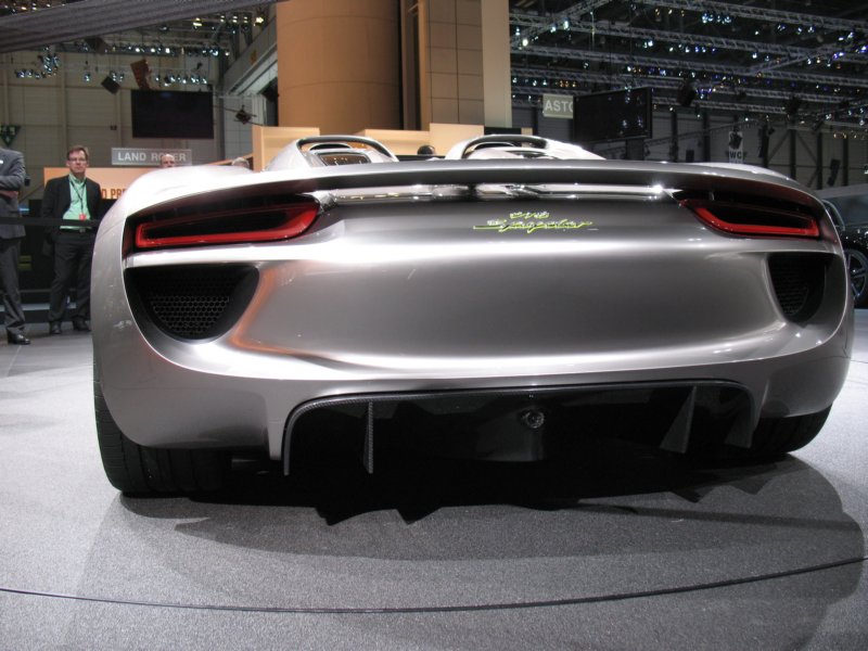 porsche918spyder7.jpg