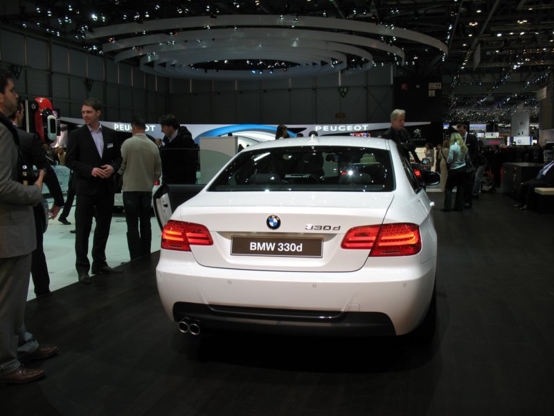bmw330d7.jpg