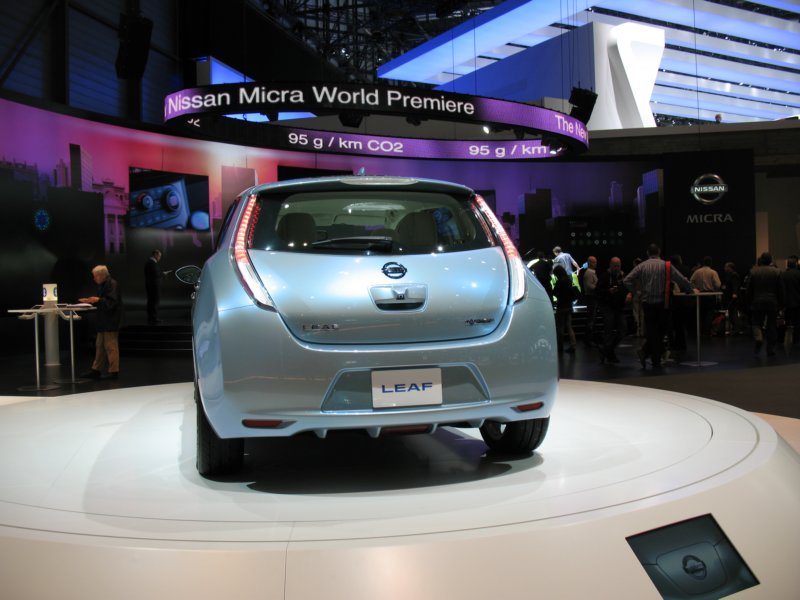 nissanleaf16.jpg