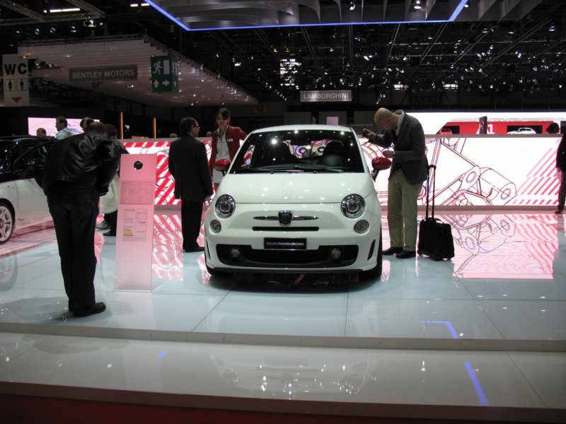 abarth500esseesse2.jpg