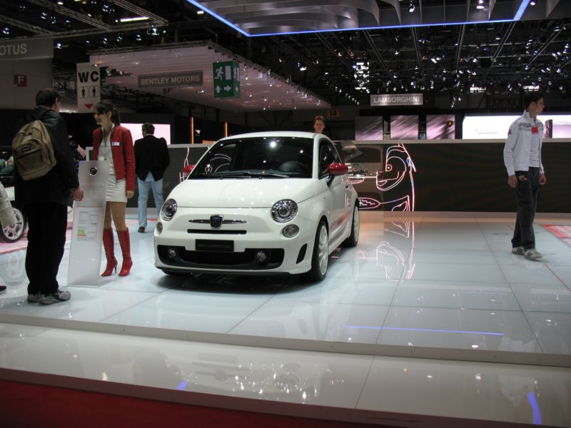 abarth500esseesse6.jpg