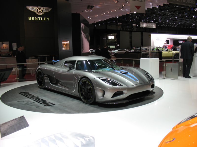 koenigseggagera8.jpg