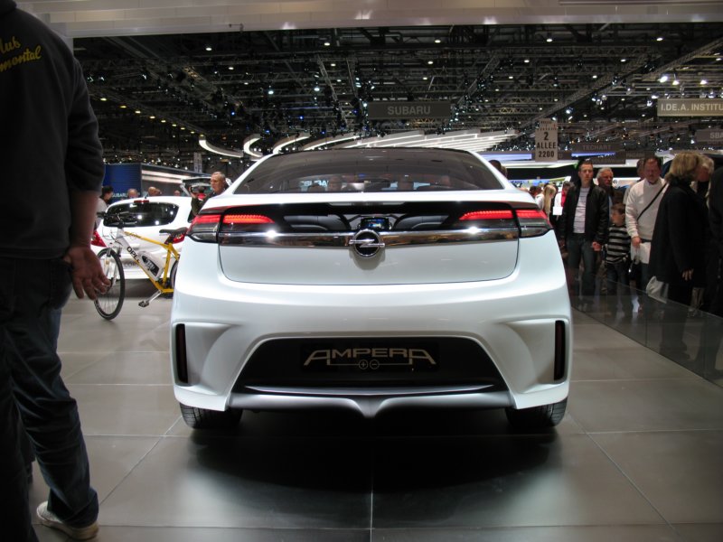 opelampera6.jpg