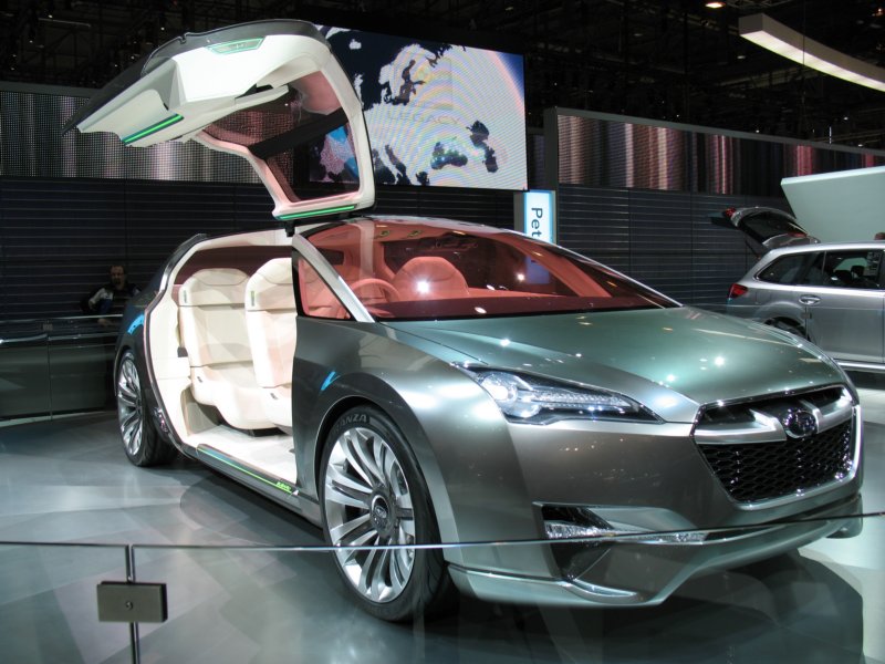 subaruhybridtourerconcept6.jpg