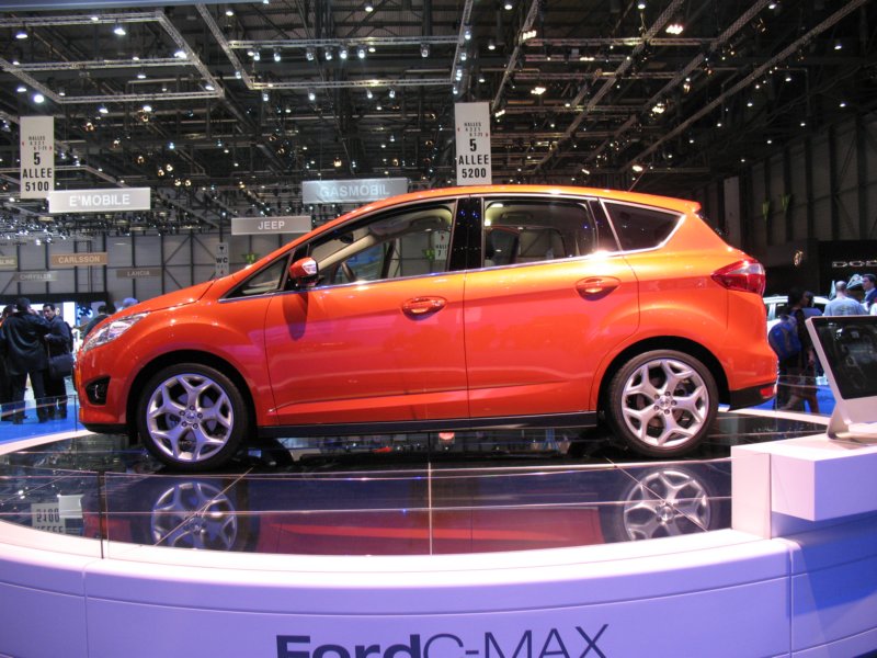 fordcmax10.jpg
