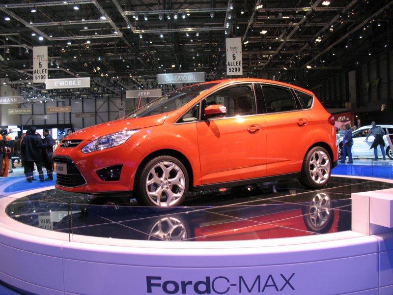 fordcmax11.jpg