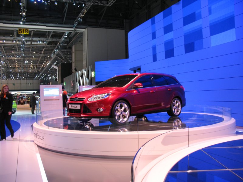 fordfocussw17.jpg