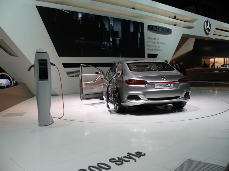 mercedesf800style13.jpg