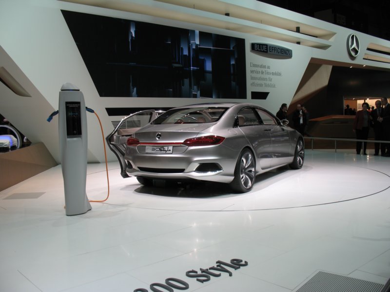 mercedesf800style18.jpg
