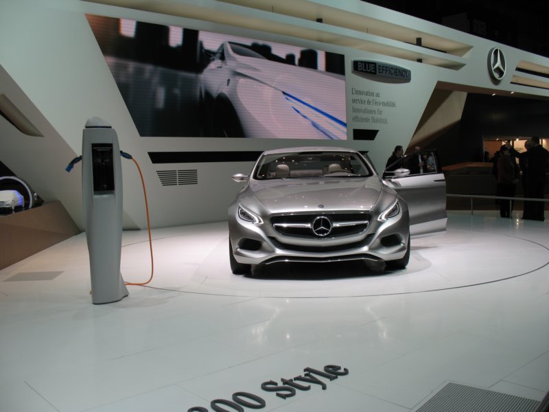 mercedesf800style34.jpg