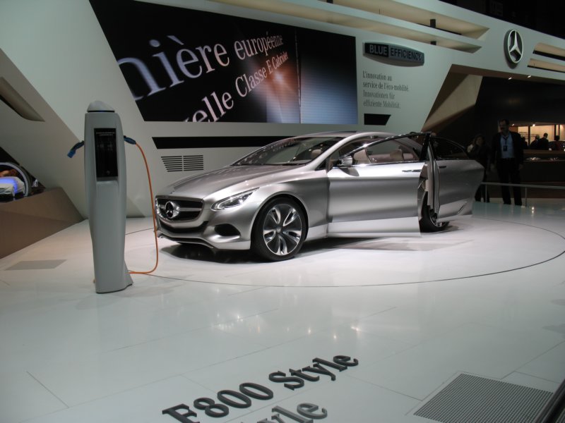 mercedesf800style4.jpg